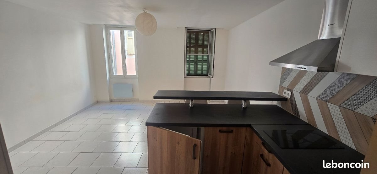 Appartement à louer, 28m², Aubagne