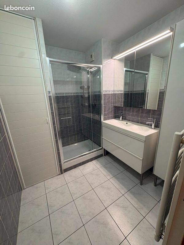 Appartement à vendre, 49m², Saint-Laurent-de-Mure
