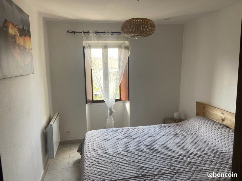 Appartement à louer, 45m², Ghisonaccia