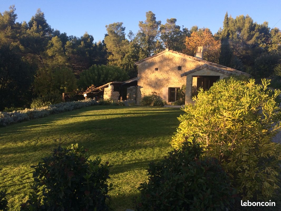 Maison à louer, 110m², Mirabel-aux-Baronnies