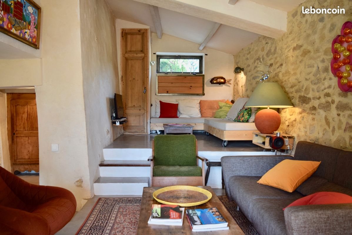Maison à louer, 110m², Mirabel-aux-Baronnies