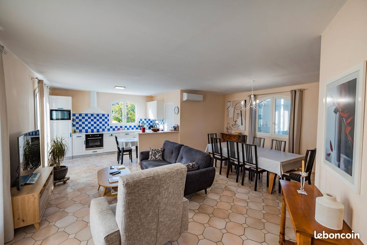 Maison à vendre, 117m², Saint-Vincent-de-Barrès