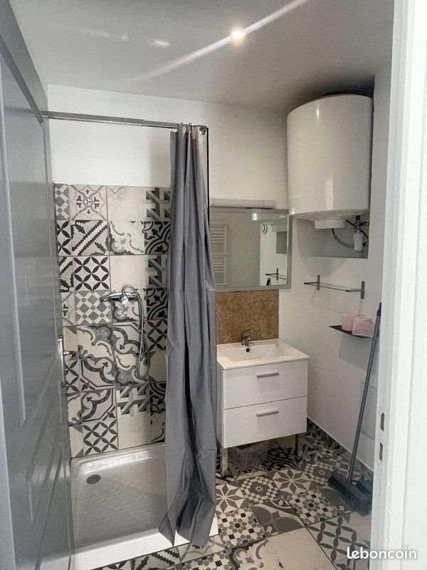 Appartement à louer, 28m², Carpentras
