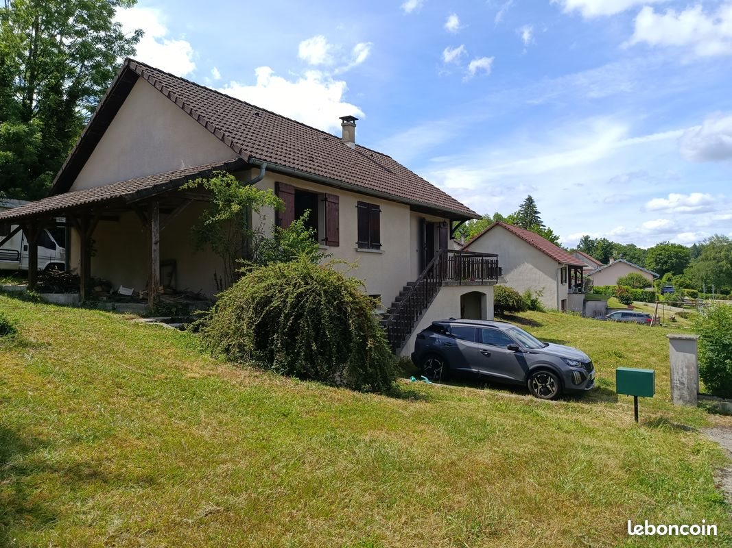 Maison à vendre, 76m², Dortan
