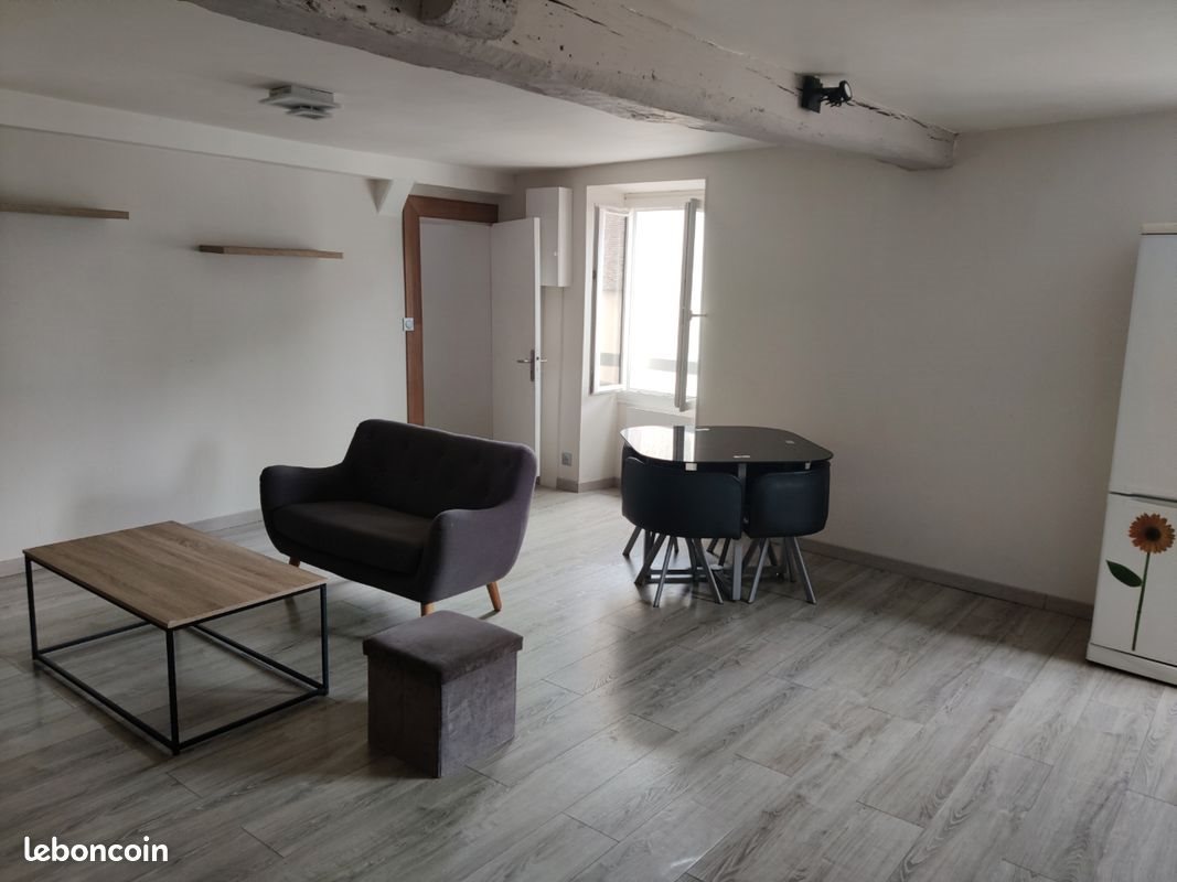 Appartement à louer, 50m², Epône