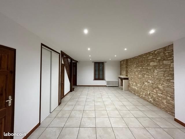 Maison à louer, 80m², Châteauroux