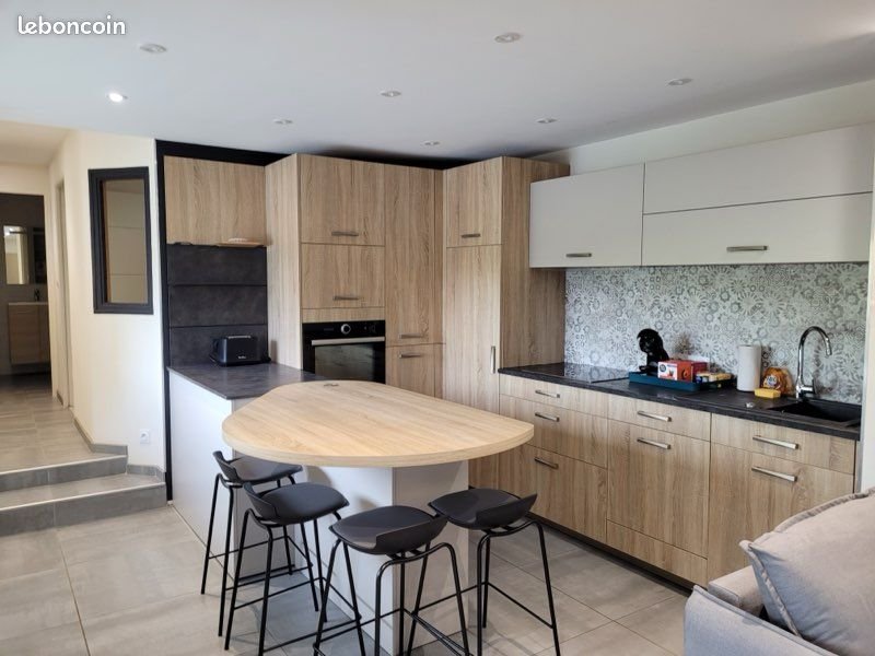 Appartement à louer, 80m², Vézac