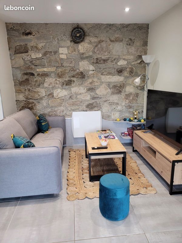 Appartement à louer, 80m², Vézac