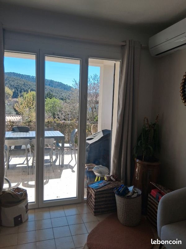 Appartement à louer, 96m², Gémenos