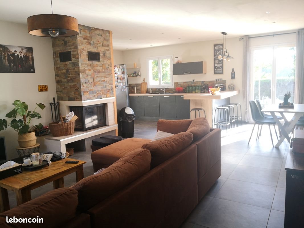 Maison à louer, 133m², Saint-Etienne-sur-Chalaronne