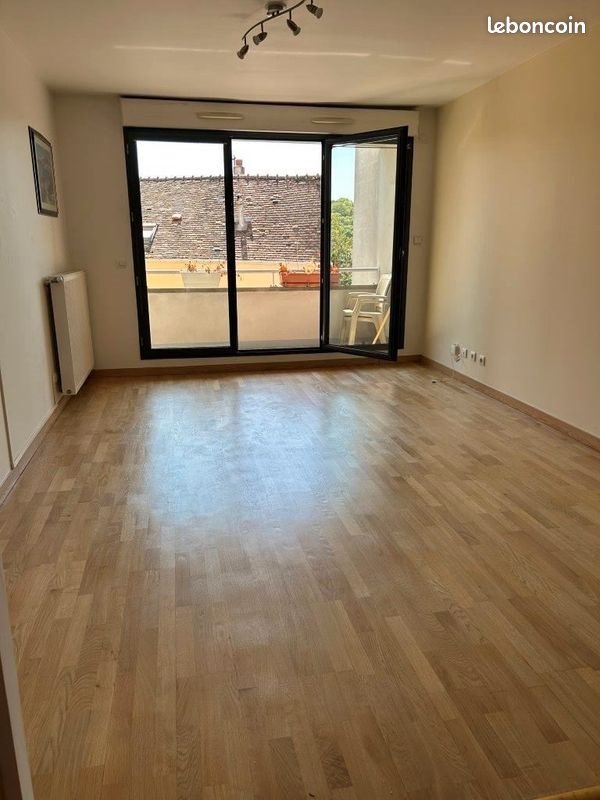 Appartement à louer, 67m², Melun