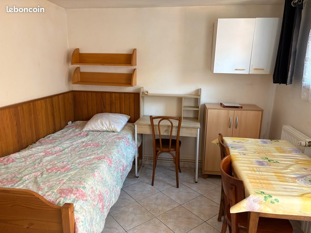 Appartement à louer, 18m², Caen