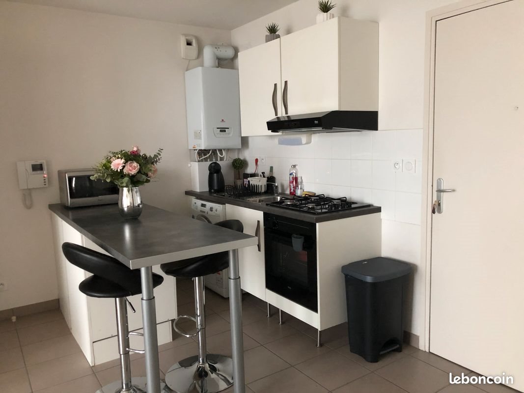 Appartement à louer, 36m², Saint-Priest