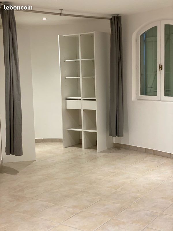 Appartement à louer, 76m², Carros