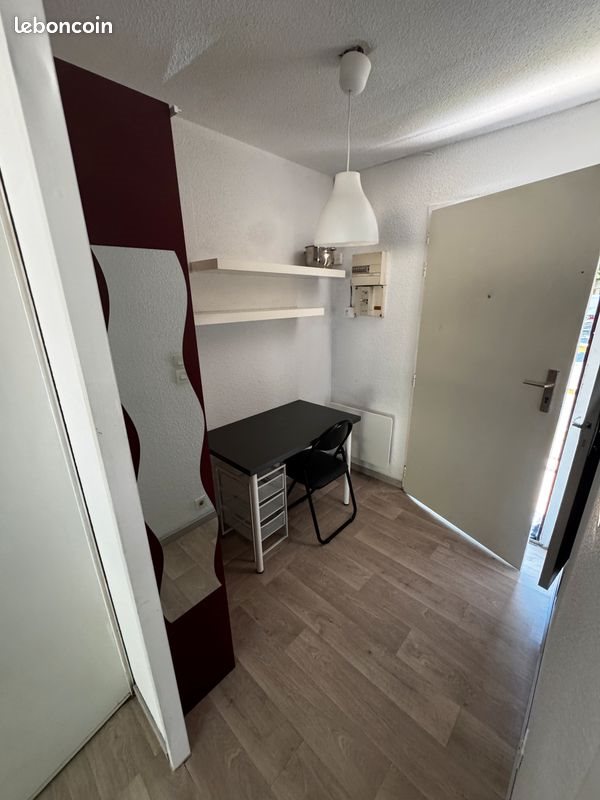 Appartement à louer, 16m², Saint-Nazaire