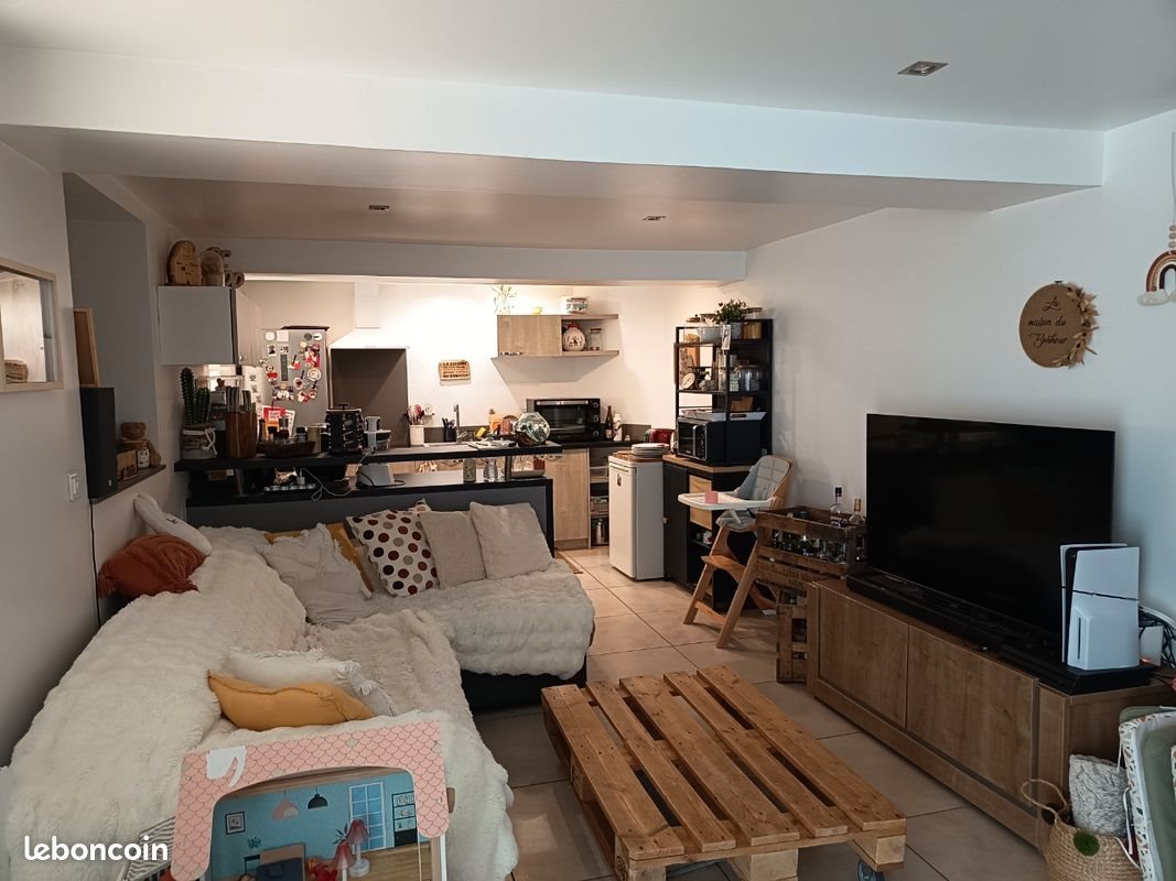 Appartement à louer, 83m², Le Coteau
