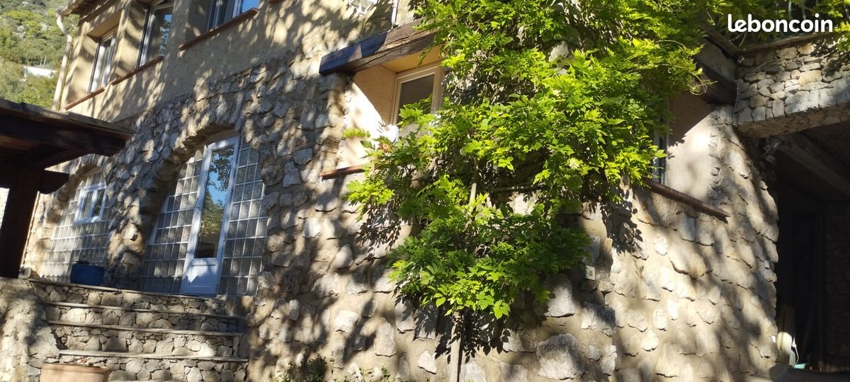 Appartement à louer, 46m², Tourrette-Levens
