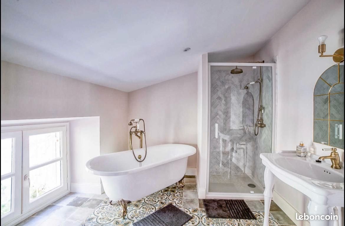 Maison à louer, 180m², Brantôme