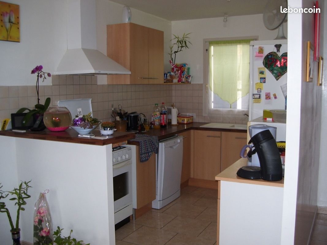 Maison à louer, 98m², Villeneuve-la-Comtesse
