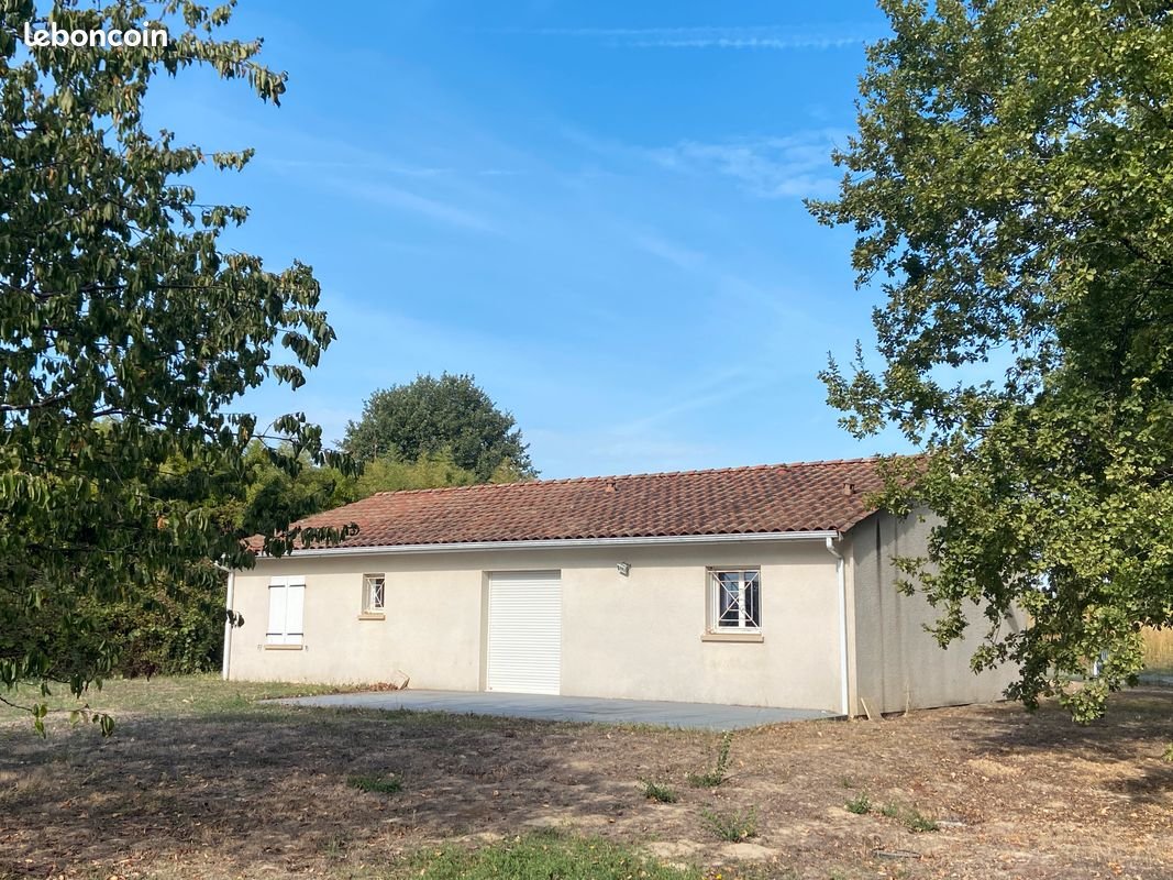 Maison à louer, 90m², Lansac