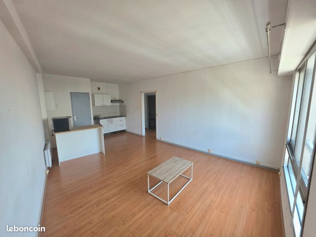 Appartement à louer, 47m², Pau