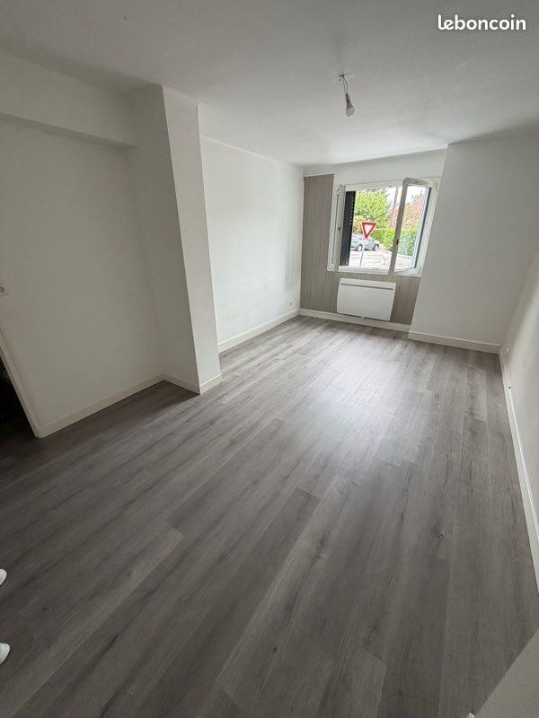 Appartement à louer, 78m², Perrigny