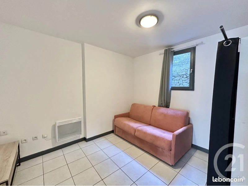 Appartement à louer, 25m², Lunel