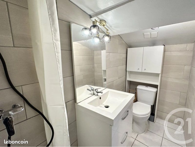 Appartement à louer, 25m², Lunel
