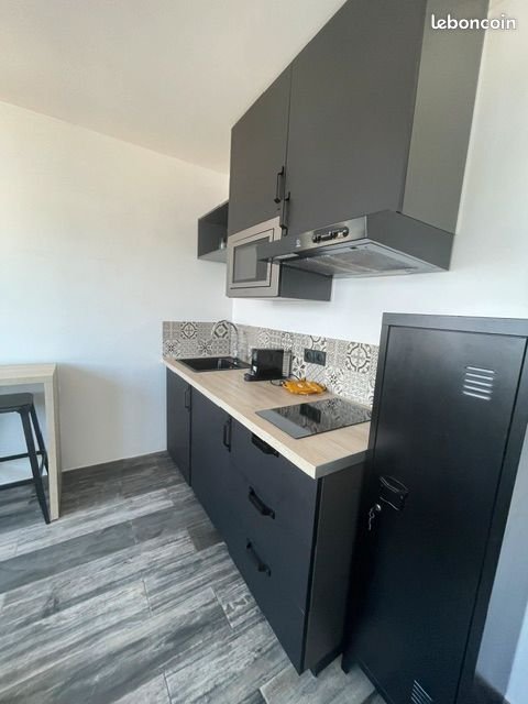 Appartement à louer, 15m², La Seyne-sur-Mer