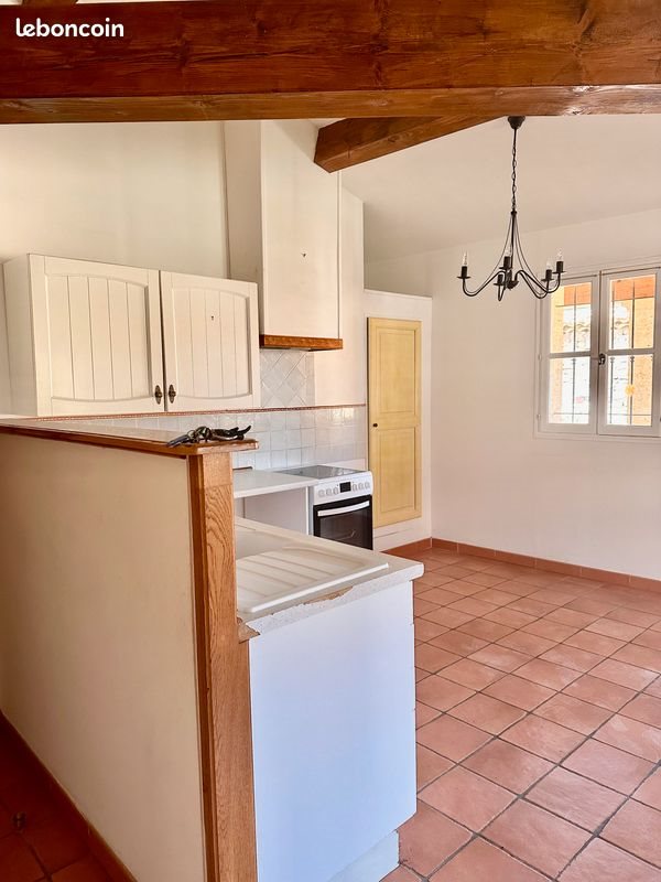 Appartement à louer, 50m², Saint-Victor-la-Coste