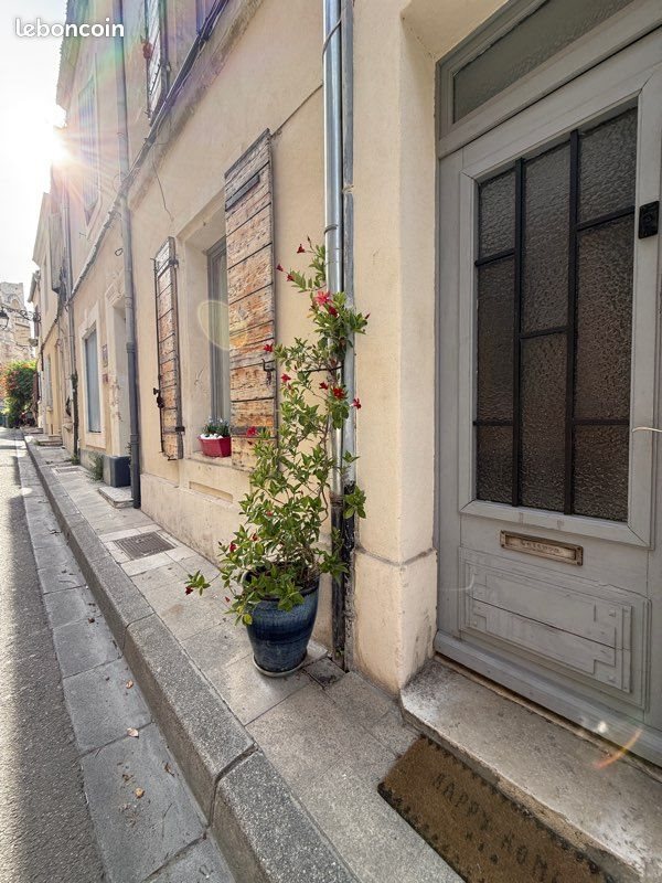 Maison à louer, 70m², Arles