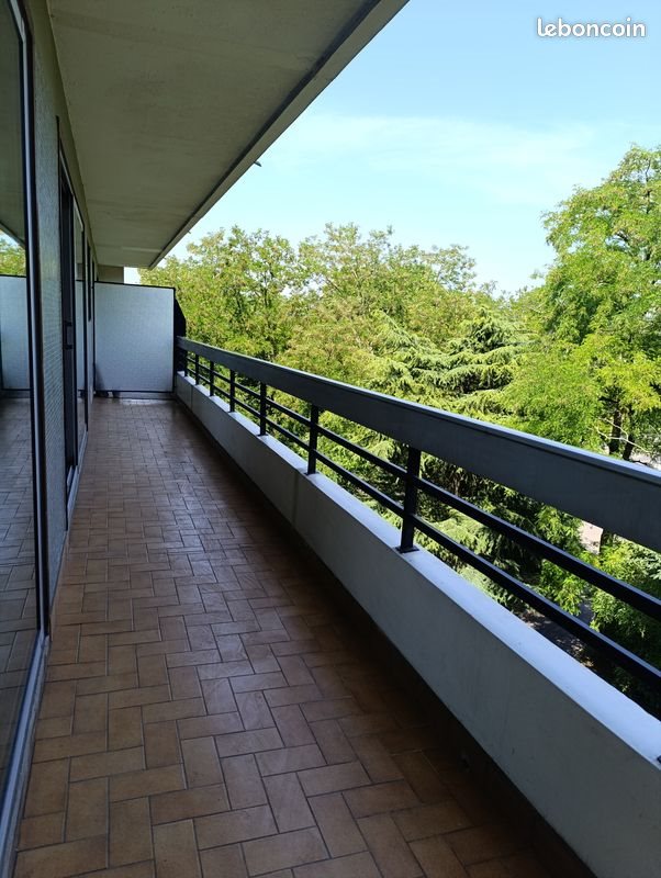 Appartement à louer, 66m², Chaville
