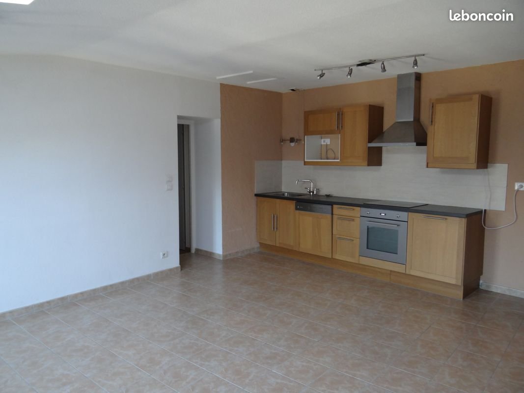 Appartement à louer, 65m², Saint-Denis-en-Bugey