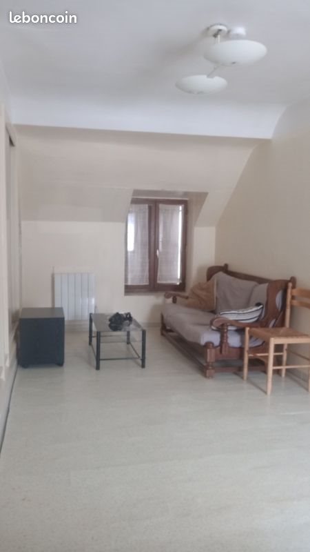 Appartement à louer, 28m², Le Creusot