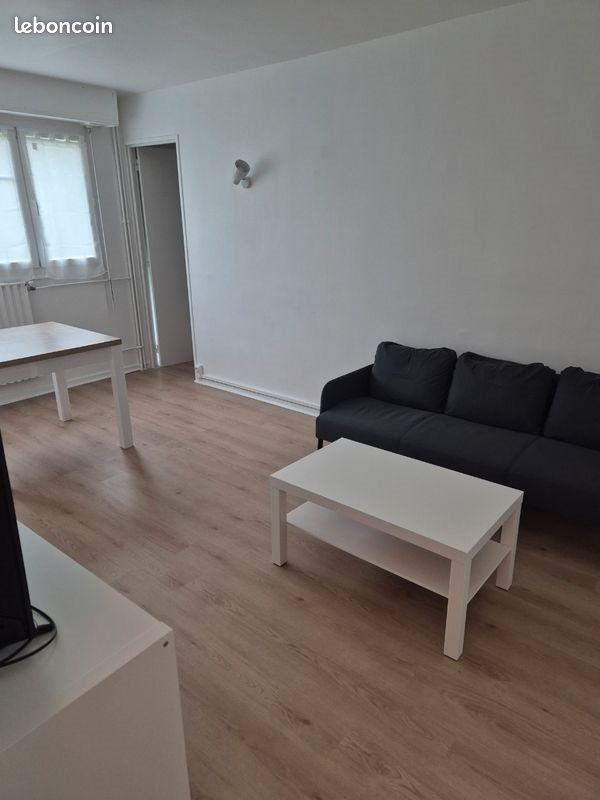 Appartement à louer, 41m², Mont-Saint-Aignan