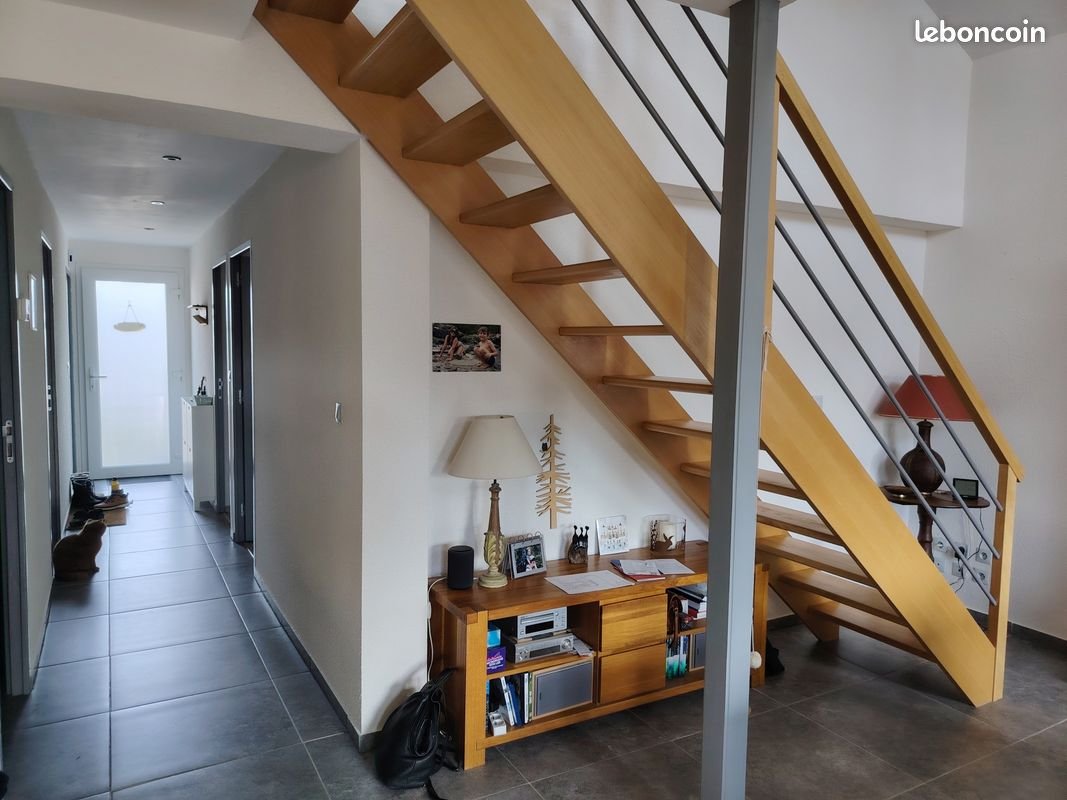 Appartement à louer, 120m², Morre