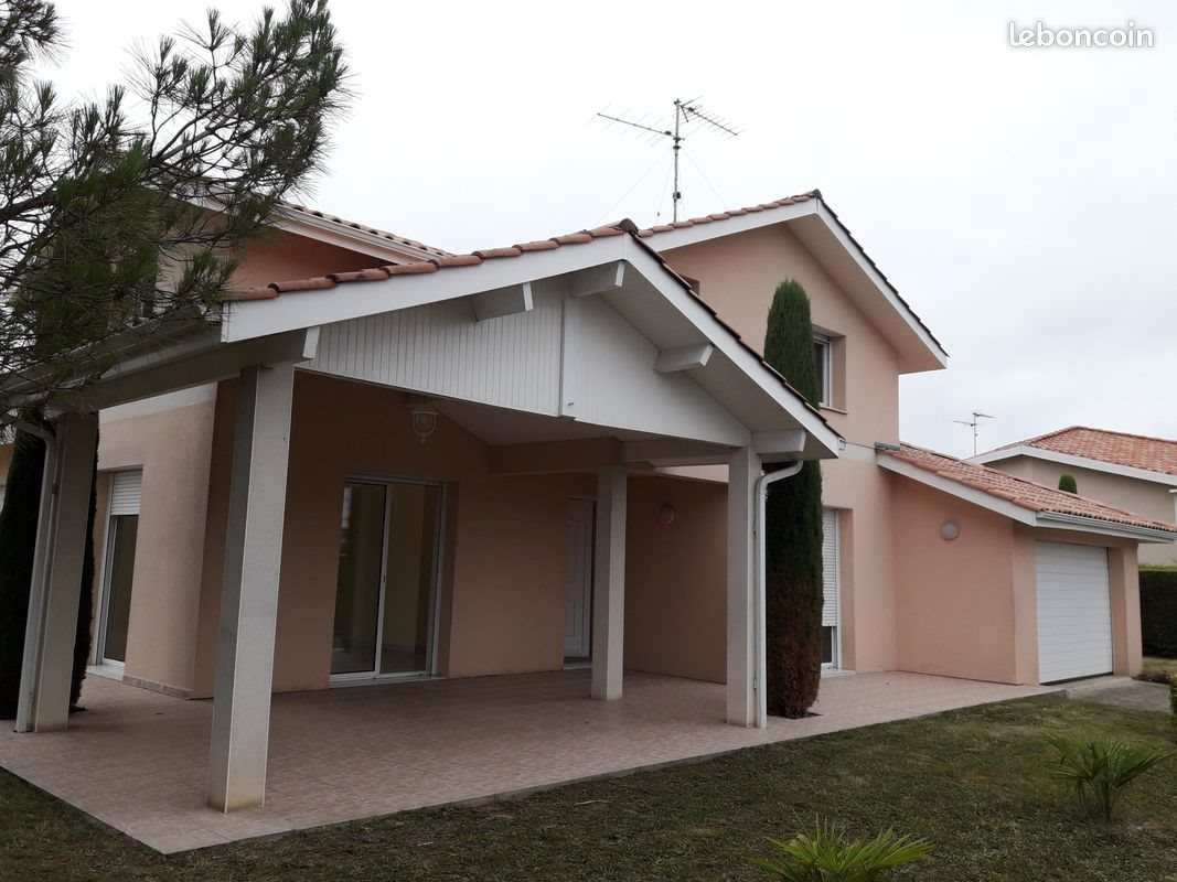 Maison à louer, 115m², Agen