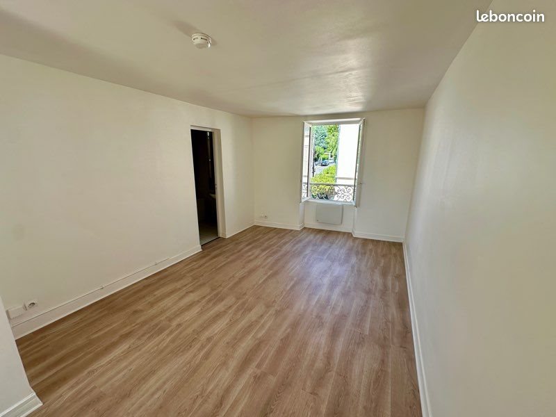 Appartement à louer, 28m², Taverny