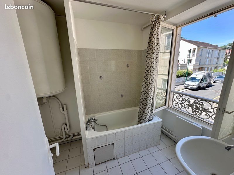 Appartement à louer, 28m², Taverny