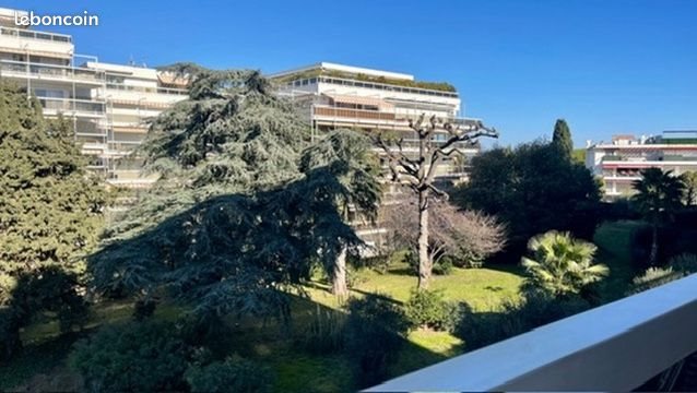 Appartement à louer, 26m², Antibes