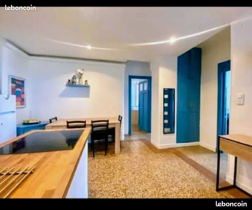 Appartement à louer, 57m², Ajaccio