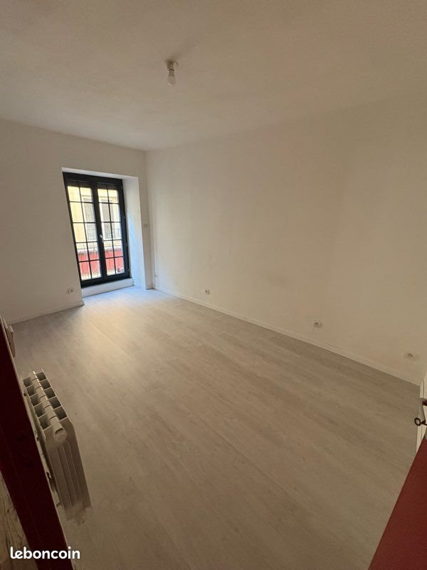 Appartement à louer, 65m², Marvejols