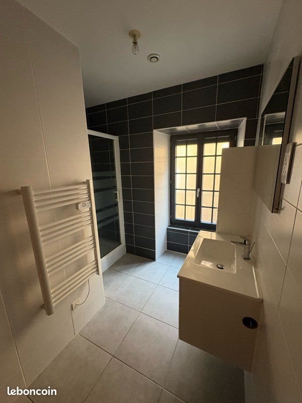 Appartement à louer, 65m², Marvejols