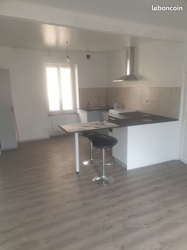 Appartement à louer, 70m², Cazals
