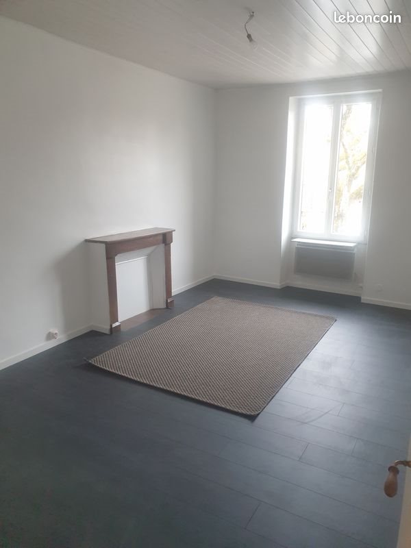 Appartement à louer, 70m², Cazals