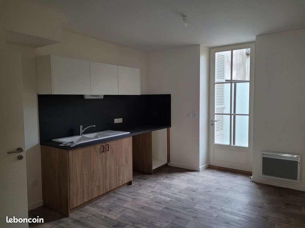 Appartement à louer, 101m², Saint-Amour