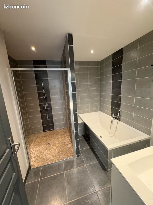 Appartement à louer, 78m², Fougerolles