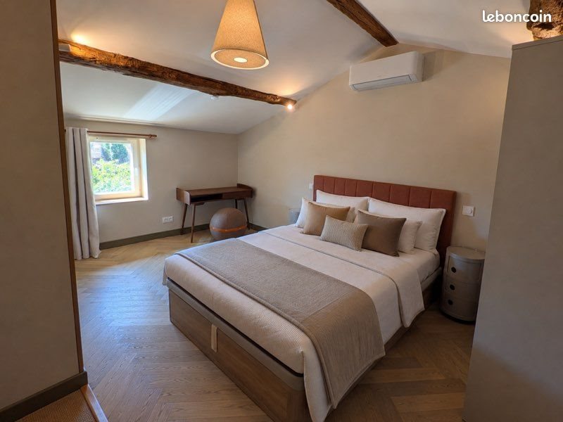 Appartement à louer, 19m², Saint-Genis-Laval