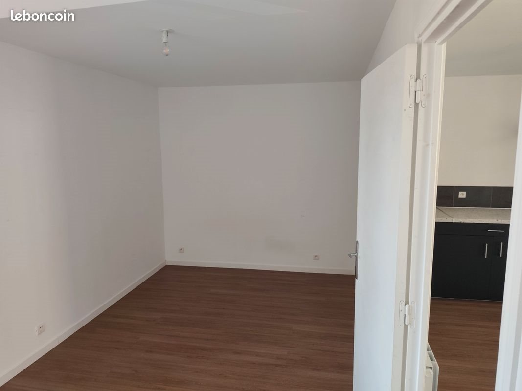 Appartement à louer, 70m², Mer