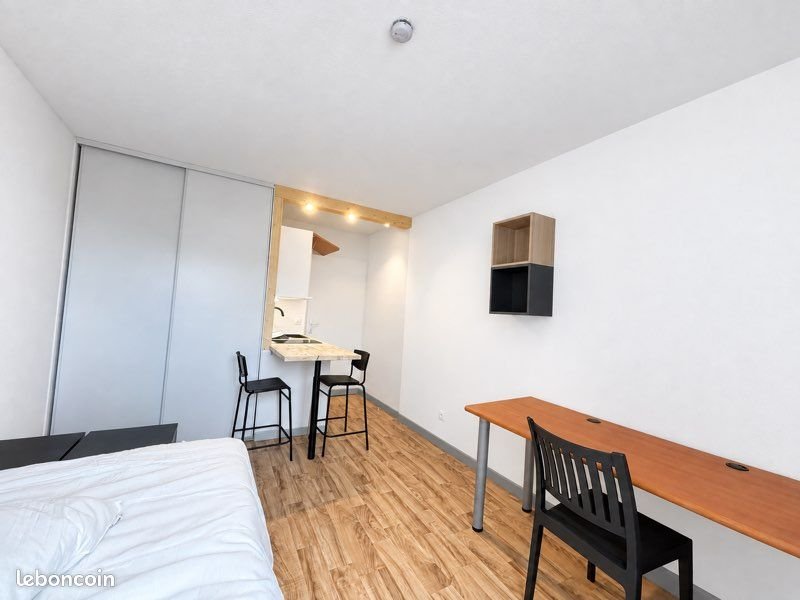 Appartement à louer, 18m², Fontaine